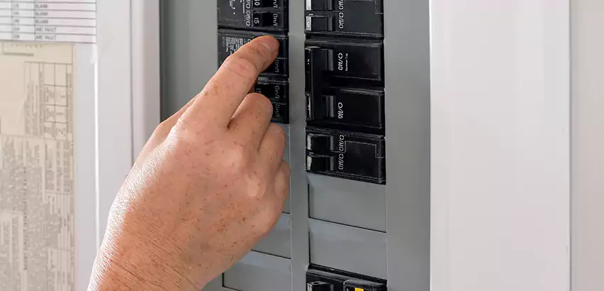 Meter-Mounted Transfer Switch Installation in Lexington